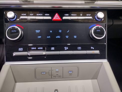 New 2026 Hyundai Santa Fe SE image 29