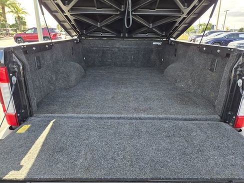 Used 2017 Ford F250 Platinum w/ Platinum Ultimate Package image 18