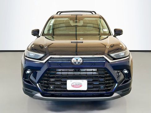 New 2026 Toyota Grand Highlander AWD Hybrid image 2