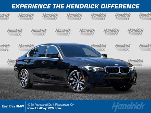 Used 2026 BMW 330i Sedan w/ Convenience Package RWD image 1