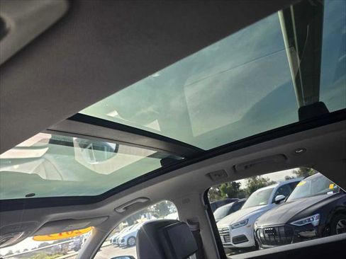 Used 2019 Audi Q5 2.0T Premium w/ Convenience Package image 21