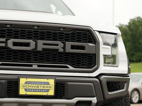 Used 2019 Ford F150 Raptor w/ Equipment Group 801A Mid image 9