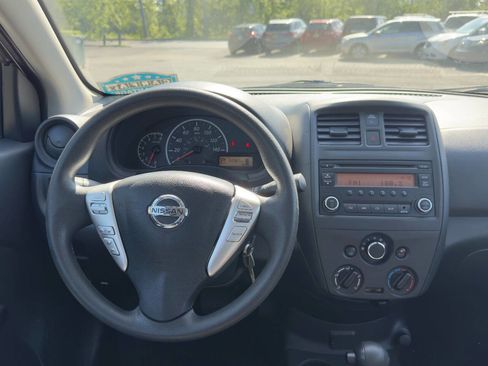 Used 2018 Nissan Versa S Plus FWD image 16