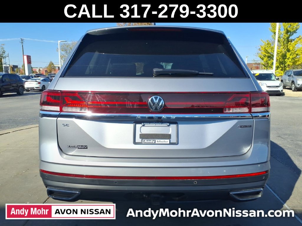 Used 2024 Volkswagen Atlas SE AWD/4WD image 11