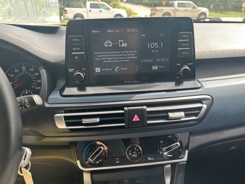 Used 2021 Kia Seltos S AWD/4WD image 13