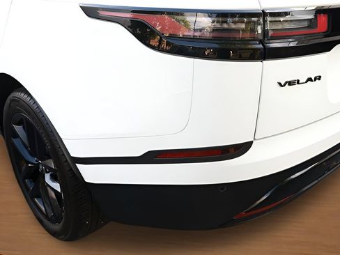Used 2024 Land Rover Range Rover Velar S AWD/4WD image 11