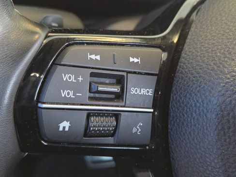 Used 2025 Honda Civic Sport image 29