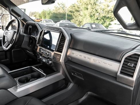 Used 2022 Ford F350 Platinum w/ FX4 Off-Road Package image 10