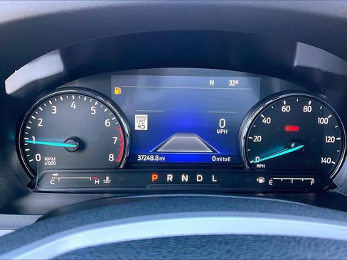 Used 2022 Ford Explorer XLT w/ Equipment Group 202A image 26