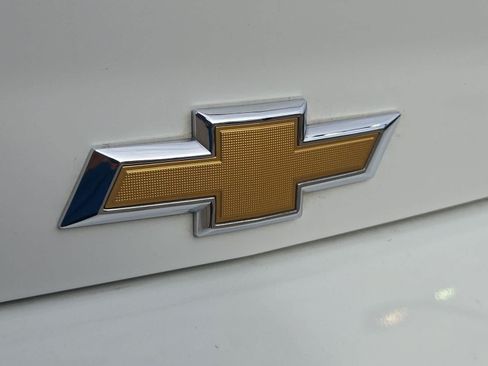 Used 2023 Chevrolet Camaro LT RWD image 13