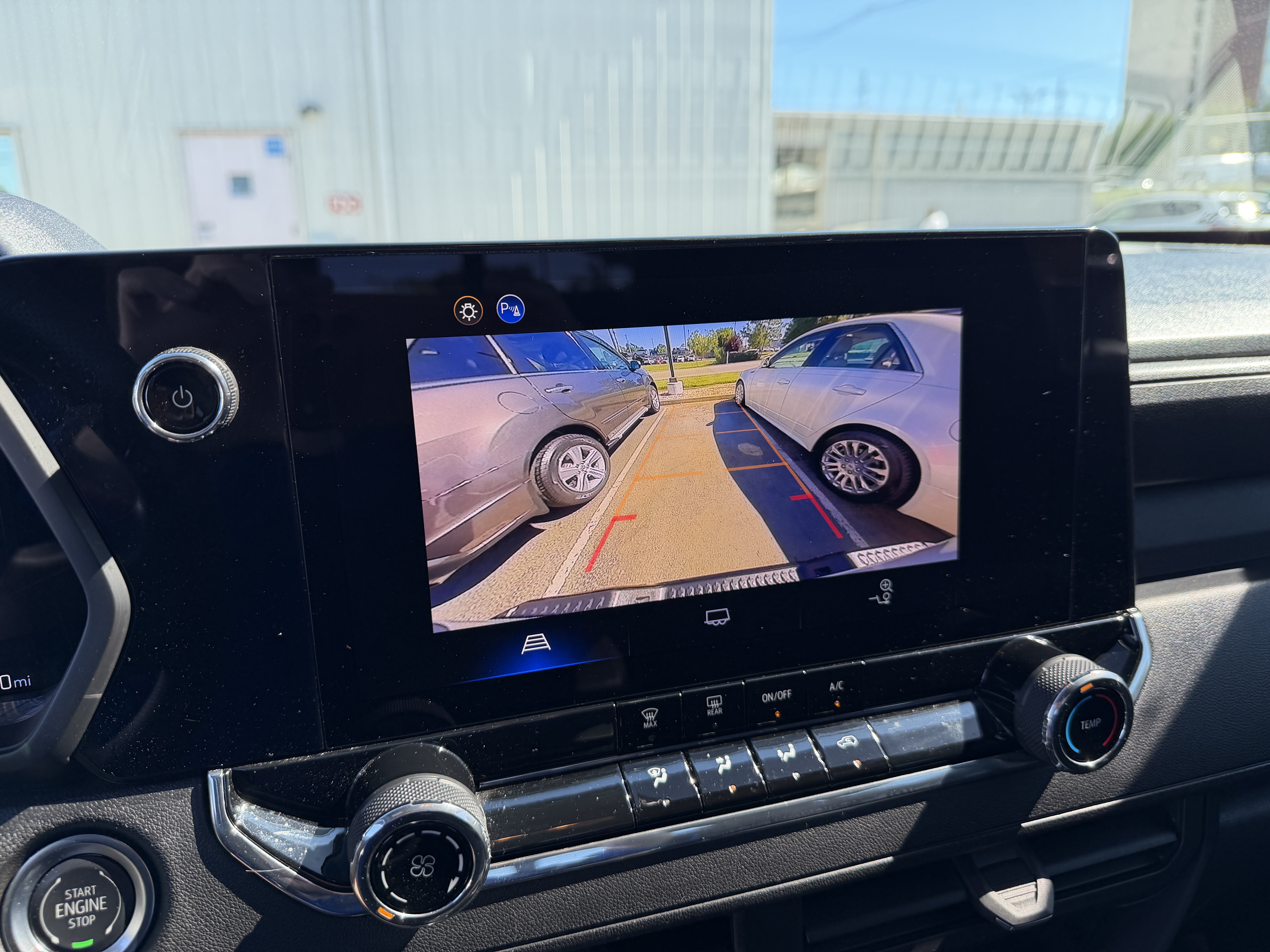 Used 2025 Chevrolet Colorado W/T AWD/4WD image 19