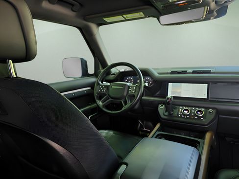 Used 2020 Land Rover Defender 110 X AWD/4WD image 9