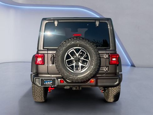 New 2025 Jeep Wrangler Unlimited Rubicon w/ Convenience Group image 5