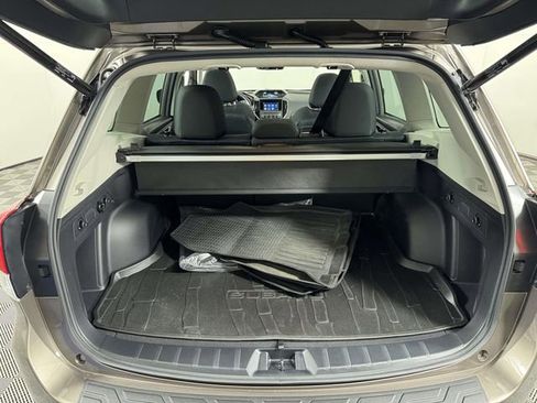 Used 2023 Subaru Forester Premium AWD/4WD image 14
