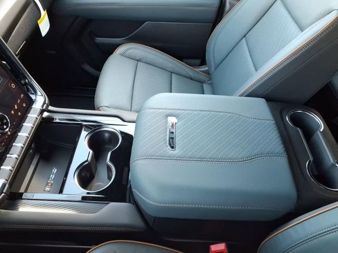 New 2026 GMC Yukon AT4 w/ AT4 Premium Package image 14