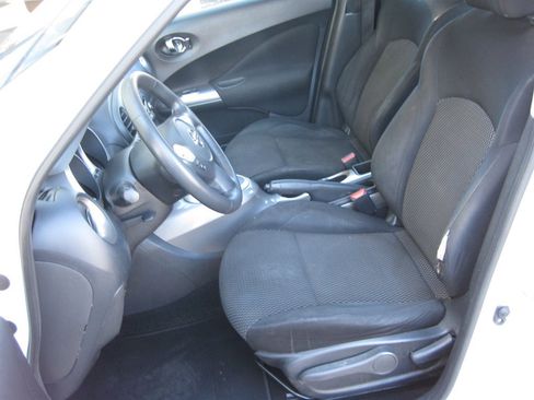 Used 2015 Nissan Juke S image 12