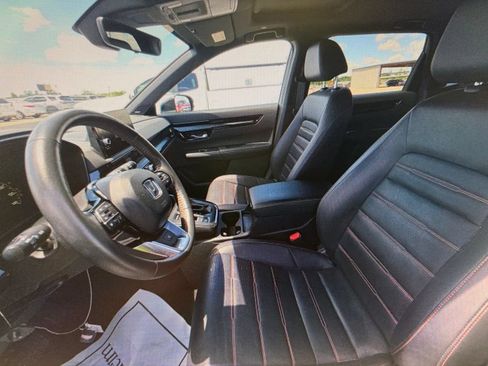 Used 2024 Honda CR-V Sport Touring image 5