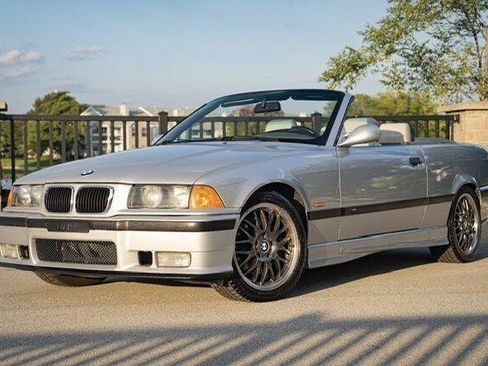Used 1999 BMW M3 Convertible image 8