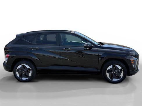 Used 2024 Hyundai Kona SEL FWD image 6