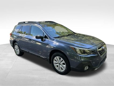 Used 2018 Subaru Outback 2.5i Premium AWD/4WD image 8