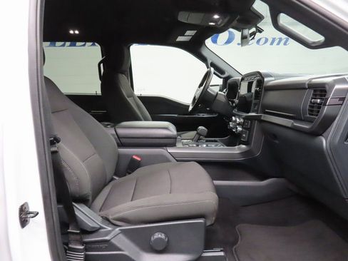 Used 2024 Ford F150 XLT w/ XLT Black Appearance Package image 27