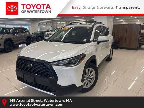 Certified 2023 Toyota Corolla Cross LE w/ Moonroof Package AWD/4WD image 1