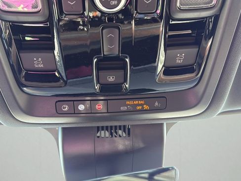 Used 2026 Chevrolet Suburban High Country w/ Sun And Tow Package image 38