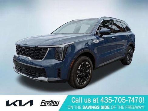 Used 2025 Kia Sorento S w/ Panoramic Sunroof Package AWD/4WD image 2