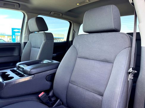 Used 2018 Chevrolet Silverado 1500 LT w/ All Star Edition image 12