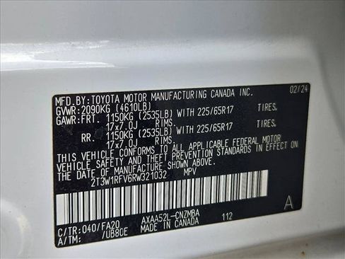 Used 2024 Toyota RAV4 XLE FWD image 22