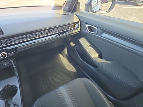 Certified 2024 Honda Civic Sport image 12