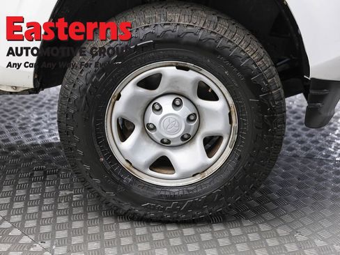 Used 2021 Toyota Tacoma SR RWD image 29