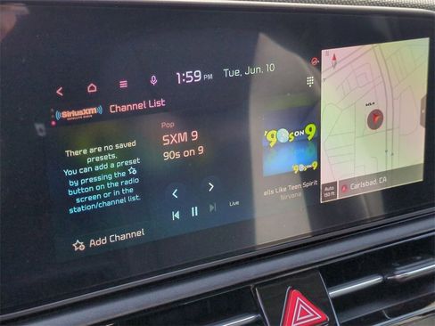 New 2025 Kia Niro SX Touring image 21