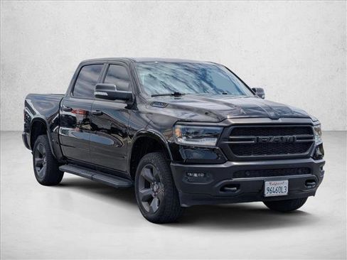 Used 2022 RAM 1500 Big Horn AWD/4WD image 3