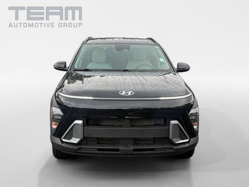 Used 2025 Hyundai Kona SEL AWD/4WD image 2