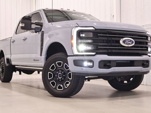 Certified 2026 Ford F250 Platinum AWD/4WD image 47