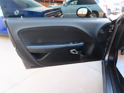 Used 2022 Dodge Challenger SXT w/ Blacktop Package image 17