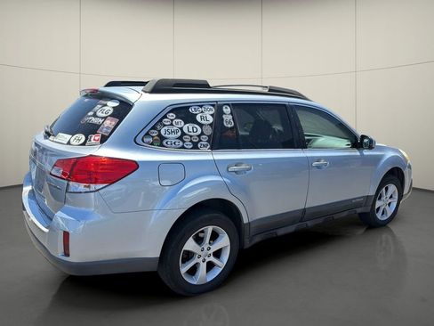 Used 2013 Subaru Outback 2.5i Premium w/ All-Weather Pkg AWD/4WD image 7