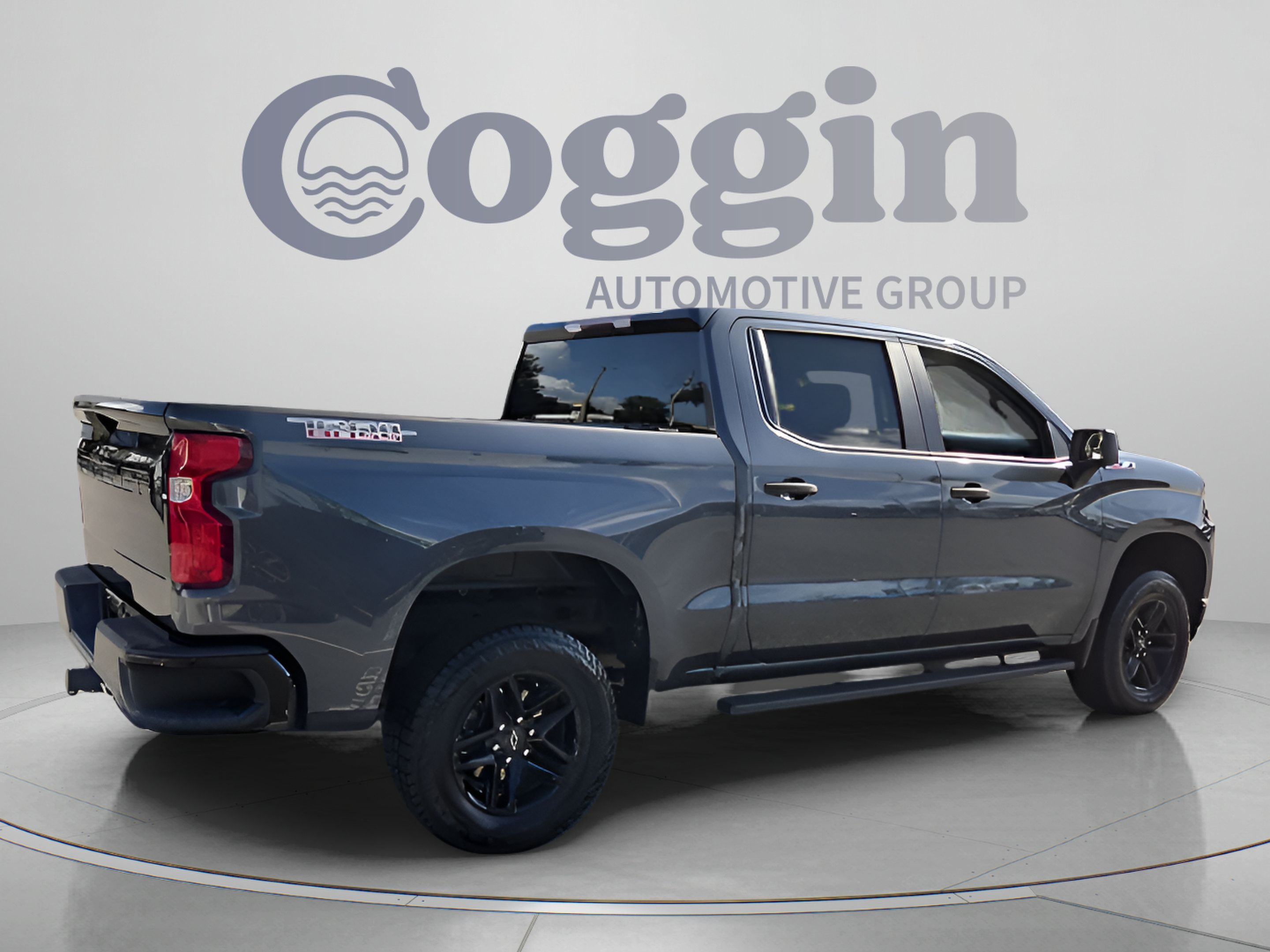Used 2020 Chevrolet Silverado 1500 Custom Trail Boss w/ Custom Convenience Package AWD/4WD image 5