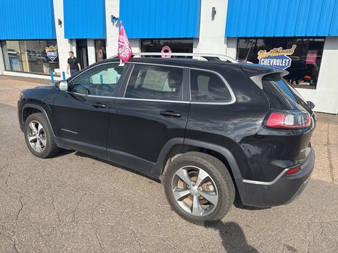 Used 2021 Jeep Cherokee Limited w/ Elite Package image 16