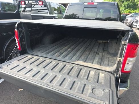 Used 2019 RAM 1500 Big Horn AWD/4WD image 19