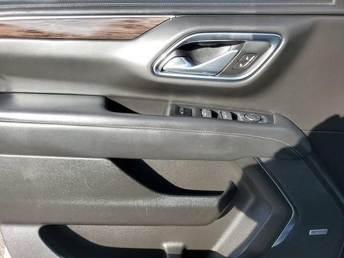 Used 2021 Chevrolet Tahoe LT RWD image 15