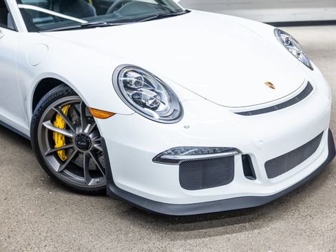 Used 2014 Porsche 911 GT3 w/ Sound Package Plus RWD image 16