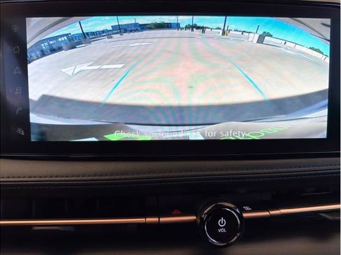 Used 2023 Nissan Ariya FWD image 24