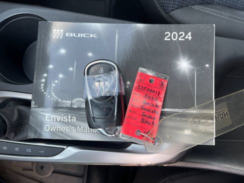 Used 2024 Buick Envista Preferred w/ Advanced Safety Package FWD image 10