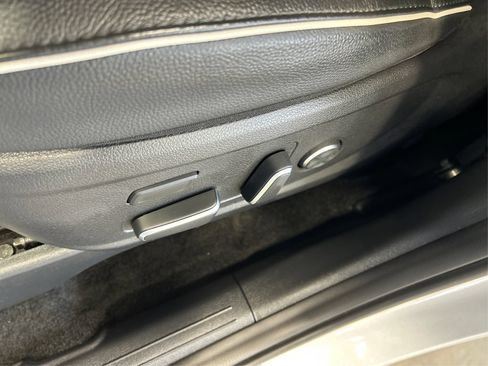 Used 2025 Hyundai Palisade Limited FWD image 18