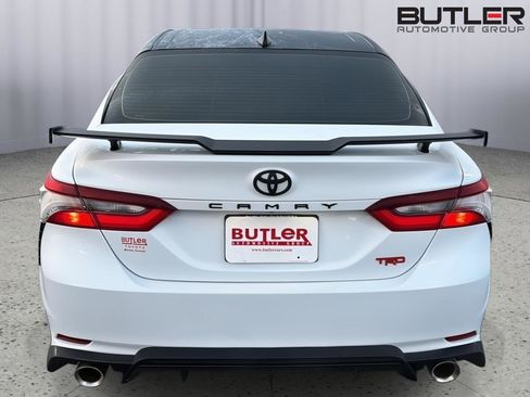 Used 2022 Toyota Camry TRD FWD image 5