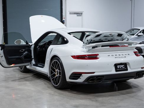 Used 2017 Porsche 911 Turbo S image 35