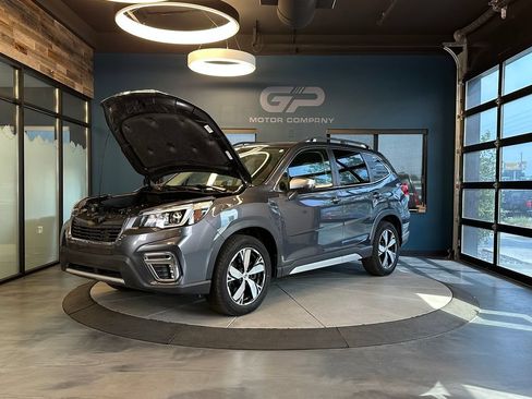 Used 2020 Subaru Forester Touring AWD/4WD image 25