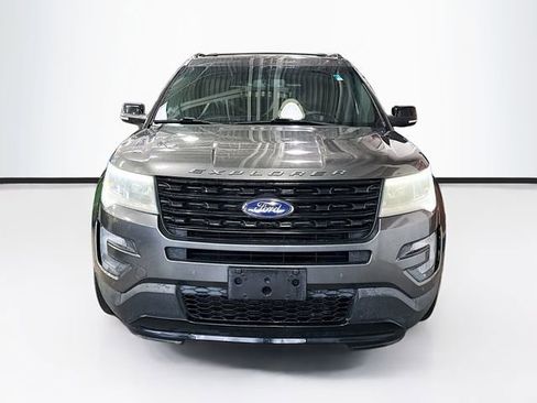 Used 2016 Ford Explorer Sport image 4